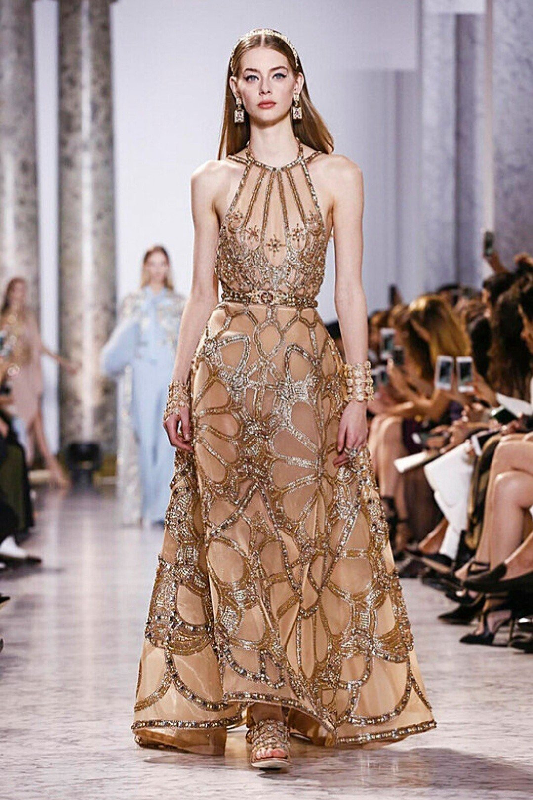 샤넬이 보자마자 바로 독점 계약한 여자 모델 ㄷㄷ4.jpg